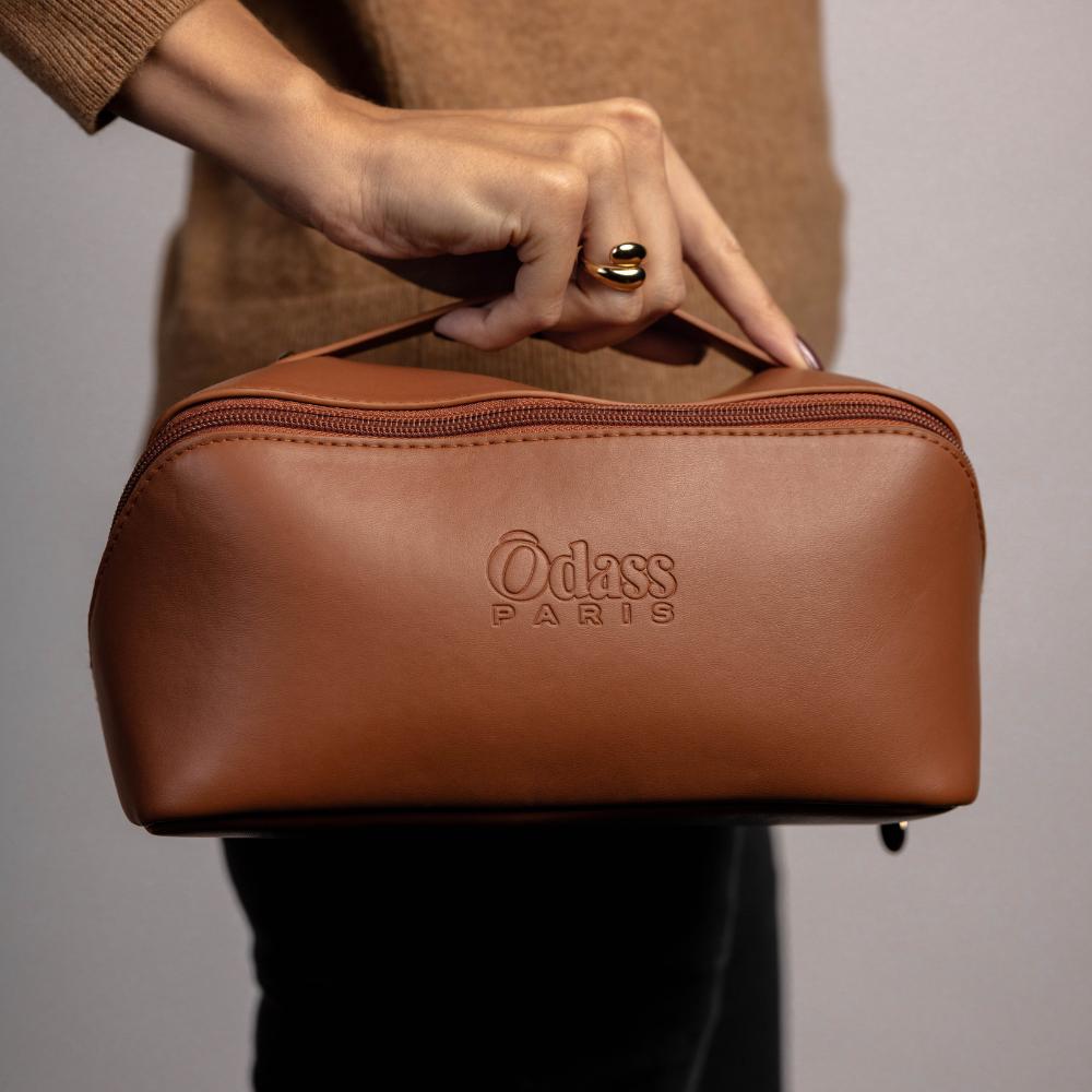 La Trousse Découverte Collection Intégrale - Lampe PRO + 24 Teintes - Odass - Paris