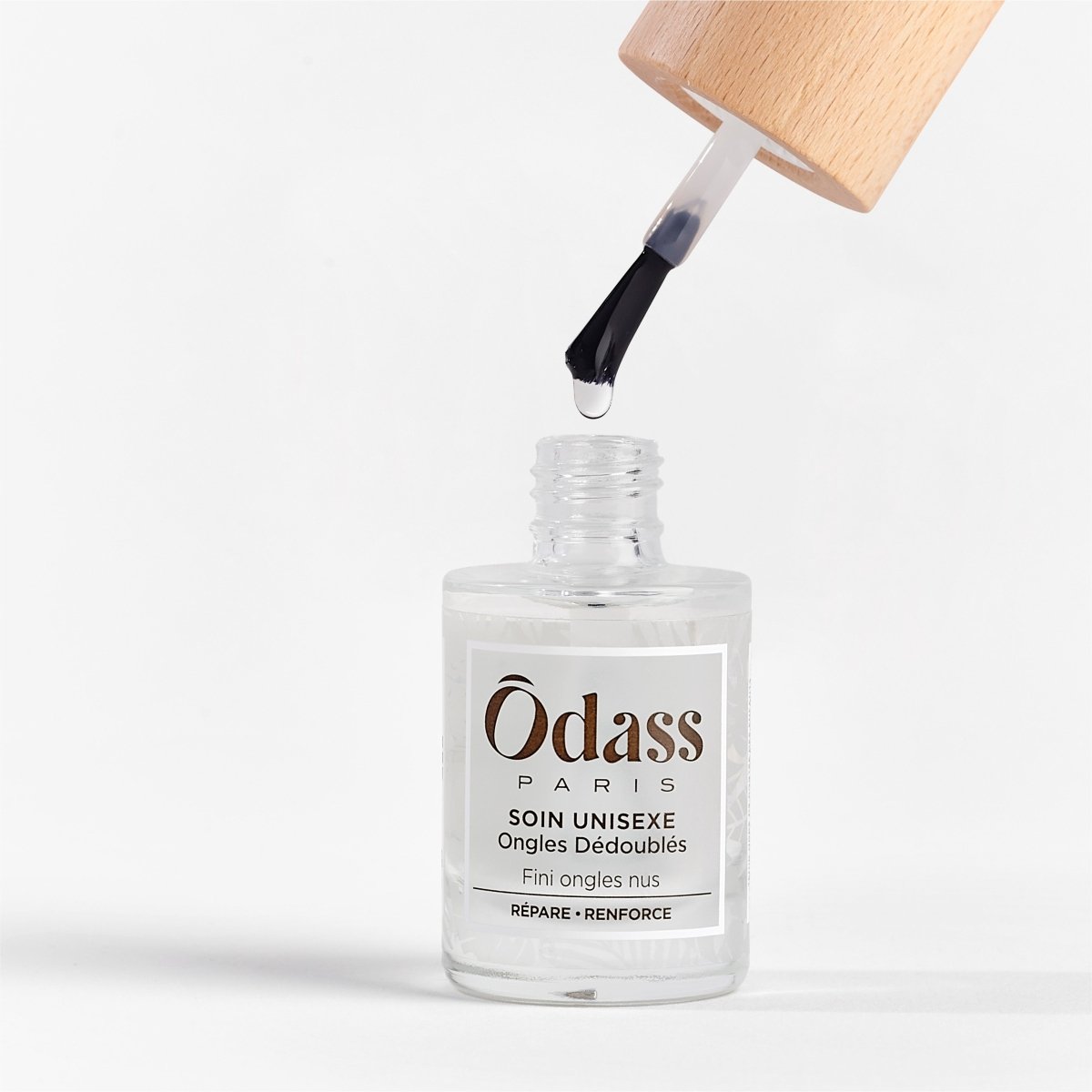 Le vernis-soin ongles dédoublés