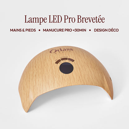 La Trousse Découverte avec 2 teintes au choix et la Lampe Led brevetée offerte