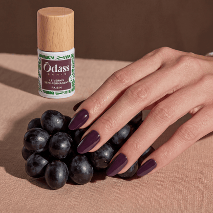 Le vernis semi-permanent - Raisin