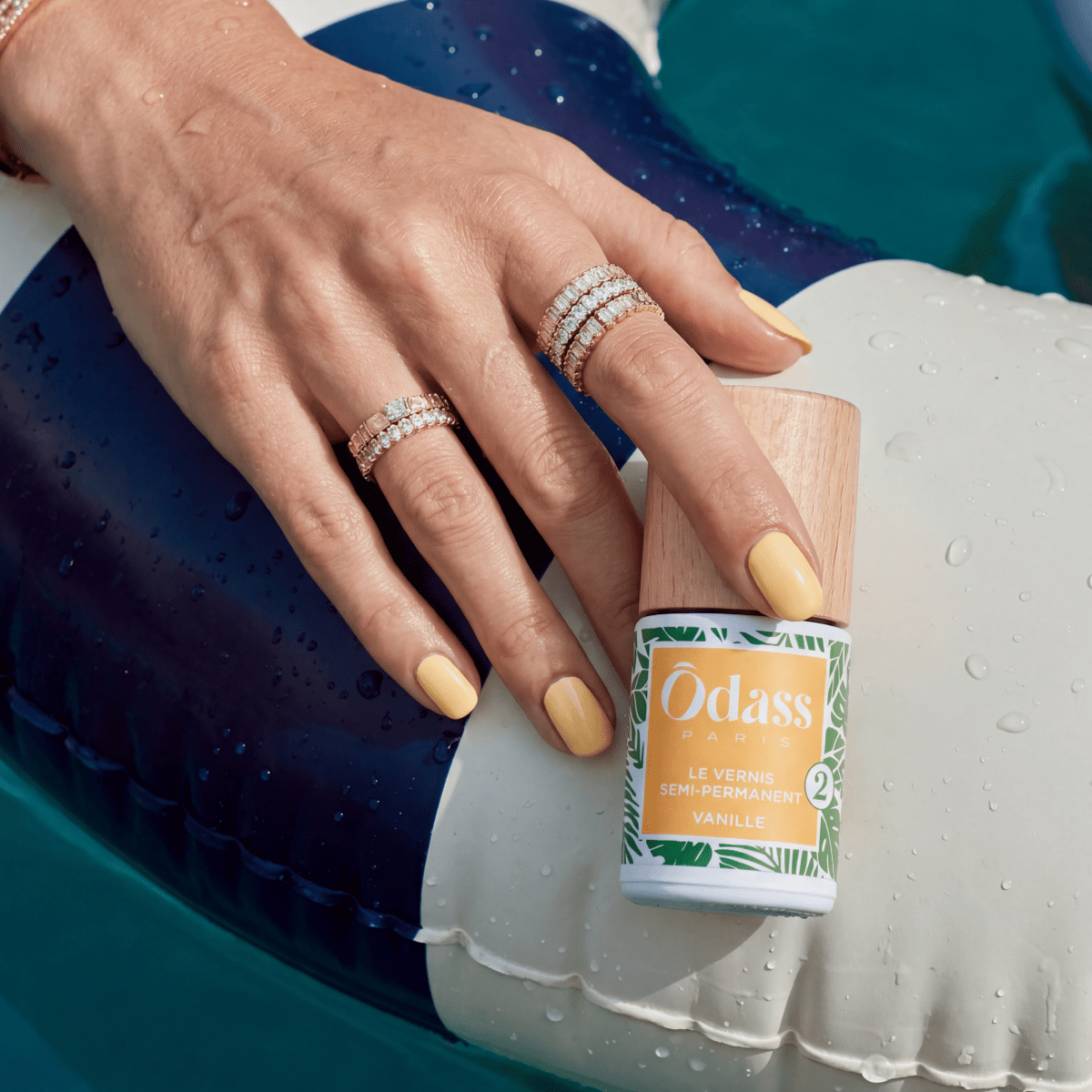 Le vernis semi-permanent - Vanille