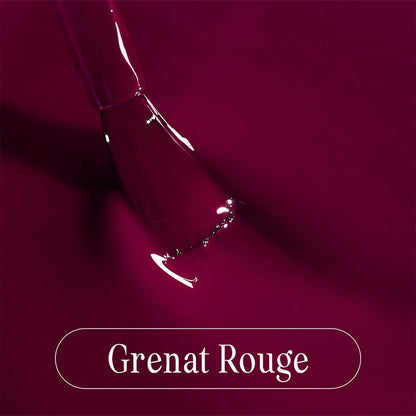 Le vernis semi - permanent - Grenat Rouge - Odass - Paris